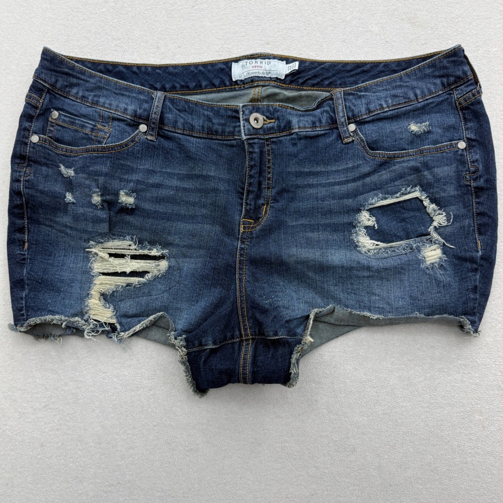 Torrid Denim Shorts Womens 22 Dark Wash Distressed Raw Hem Frayed Stretch